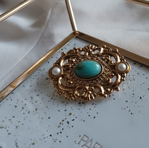 Golden Turquoise Brooch with Pearls - Picture 12 of 12